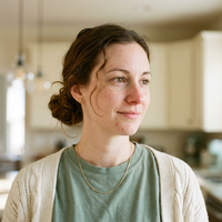 Sarah R. — Female Optimizer, 35